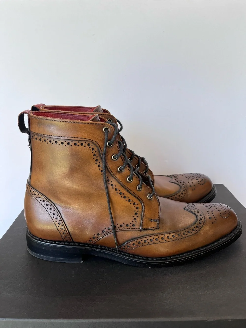 Allen Edmonds Dalton Wing Tip Leather Boots Bourbon